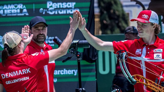 Sanne de Laat’s eight gives Denmark gold in compound mixed team at Puebla 2026