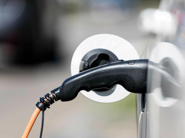 Electric vehicle infrastructure provider launches Cardiff-wide lamp column EV charging pilot