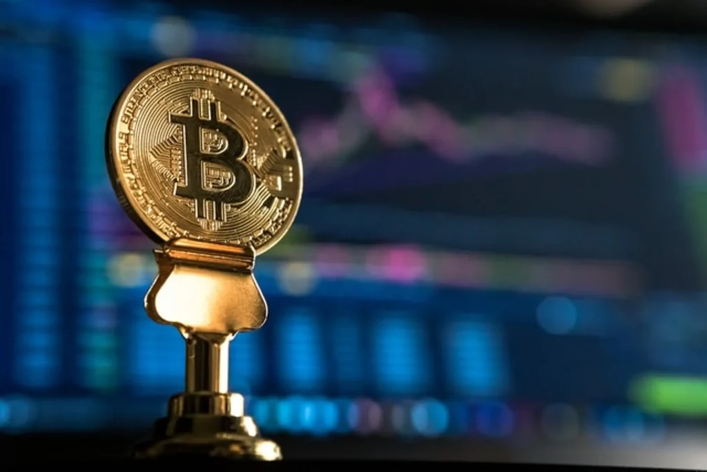 Greece’s Former Finance Minister Varoufakis Says He Donated All 2,000 Bitcoin