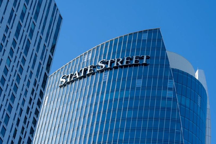 State Street targets stablecoin reserve boom with new money market fund