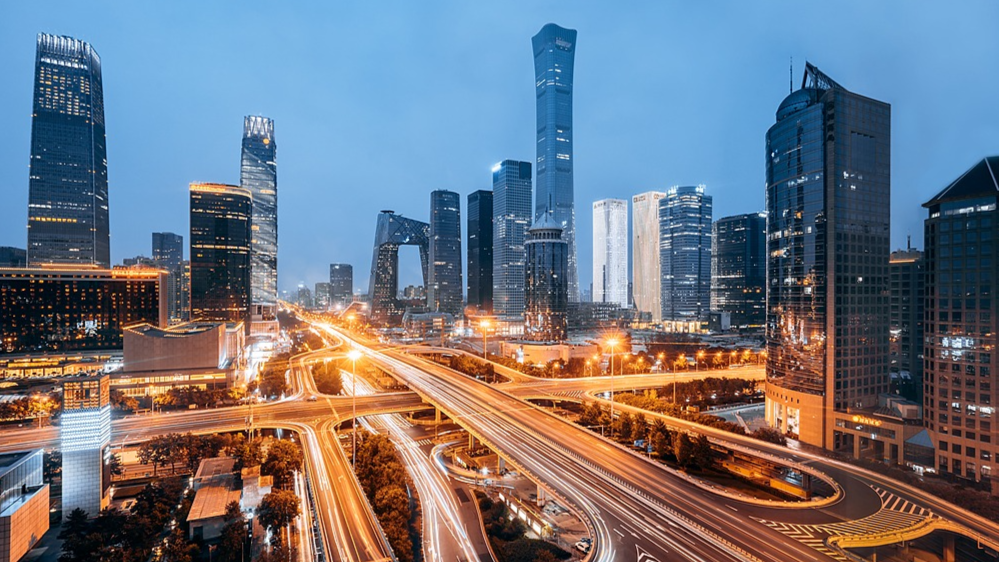 Strengthening macroeconomic adjustment to sustain steady growth