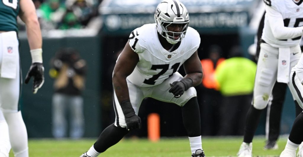 Raiders Mailbag: Could DJ Glaze improve similarly to Kolton Miller?