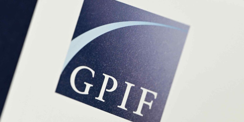 Japan wants pension whale GPIF to dive deeper into alternative investments