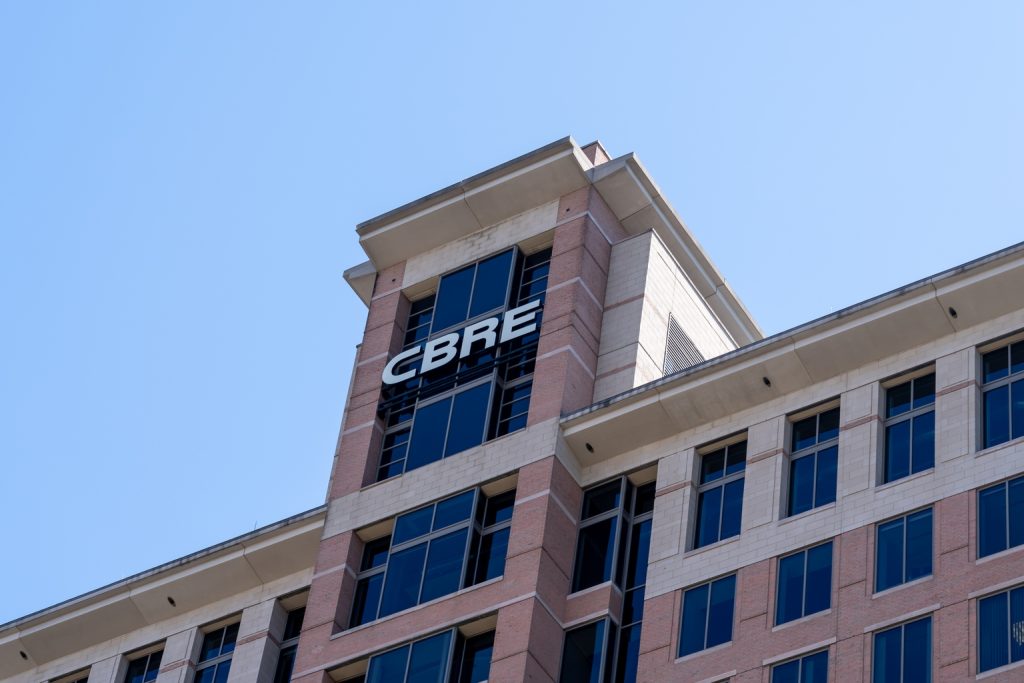 CBRE: A Diversified Real Estate Brand Worth Holding, As Q2 Saw Meaningful Growth – Seeking Alpha
